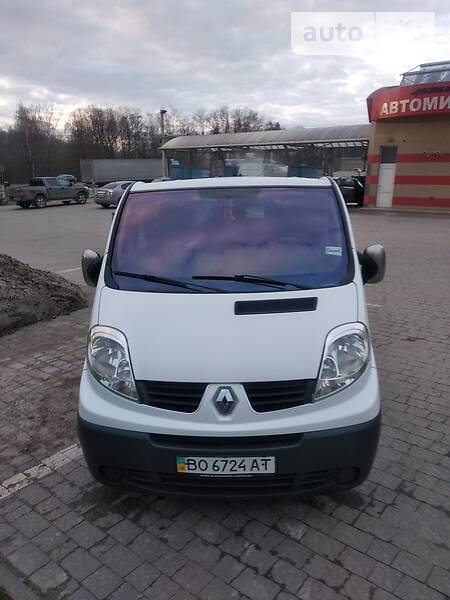 Мінівен Renault Trafic 2009 в Тернополі
