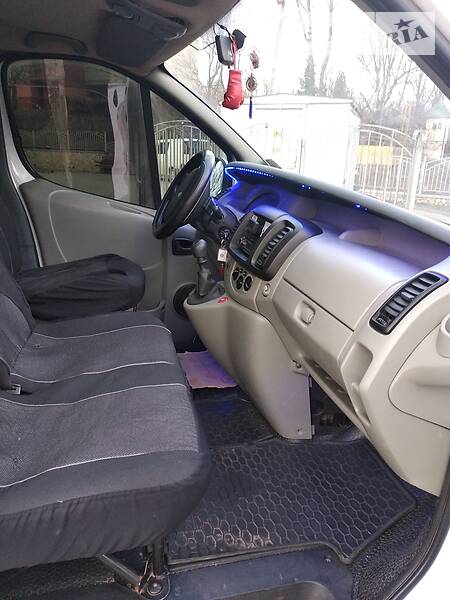 Мінівен Renault Trafic 2009 в Тернополі