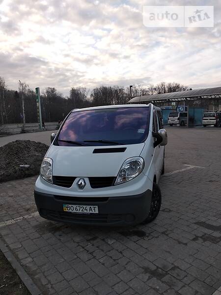 Мінівен Renault Trafic 2009 в Тернополі