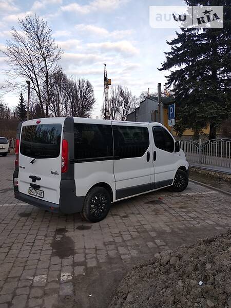 Мінівен Renault Trafic 2009 в Тернополі