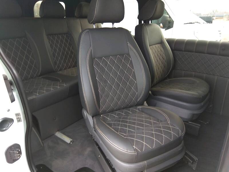 Вантажопасажирський фургон Renault Trafic 2016 в Бердичеві