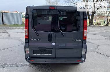 Мінівен Renault Trafic 2014 в 