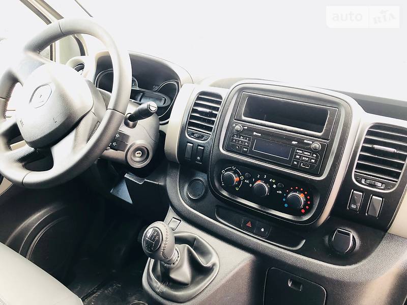 Мінівен Renault Trafic 2015 в Києві