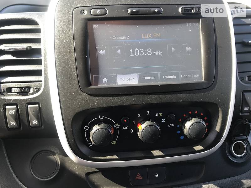 Мінівен Renault Trafic 2015 в Бродах