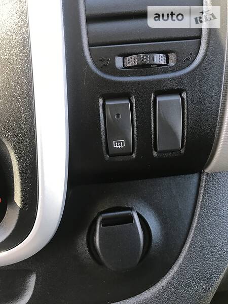 Мінівен Renault Trafic 2015 в Бродах