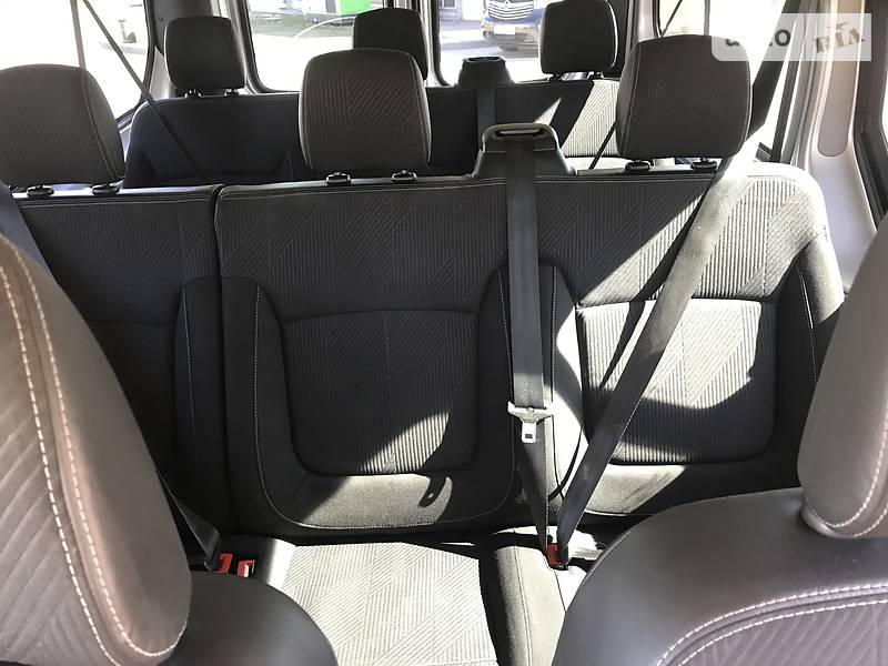 Мінівен Renault Trafic 2015 в Бродах