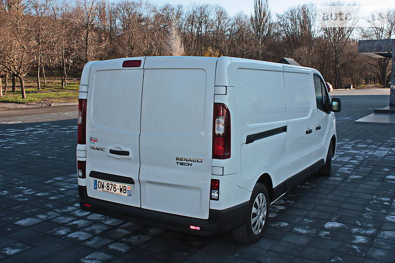 Вантажопасажирський фургон Renault Trafic 2016 в Кременчуці фото 4 Вантажопасажирський фургон Renault Trafic 2016 в Кременчуці