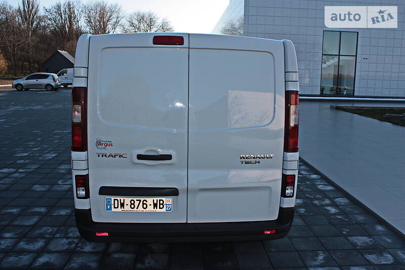 Вантажопасажирський фургон Renault Trafic 2016 в Кременчуці фото 18 Вантажопасажирський фургон Renault Trafic 2016 в Кременчуці