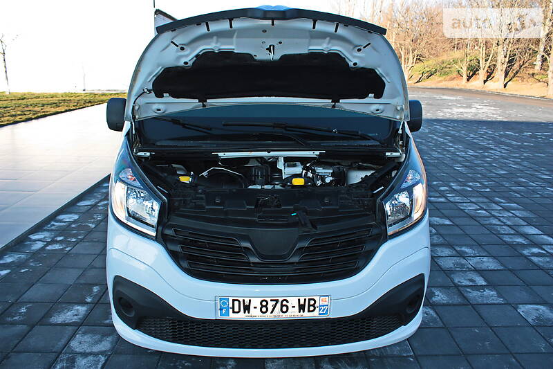 Вантажопасажирський фургон Renault Trafic 2016 в Кременчуці фото 24 Вантажопасажирський фургон Renault Trafic 2016 в Кременчуці