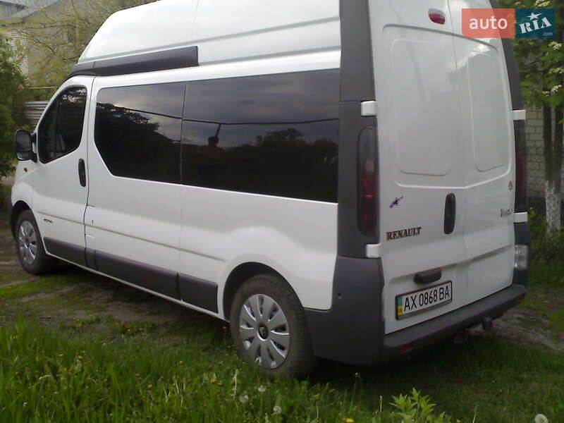 Вантажопасажирський фургон Renault Trafic 2006 в Харкові фото 4 Вантажопасажирський фургон Renault Trafic 2006 в Харкові