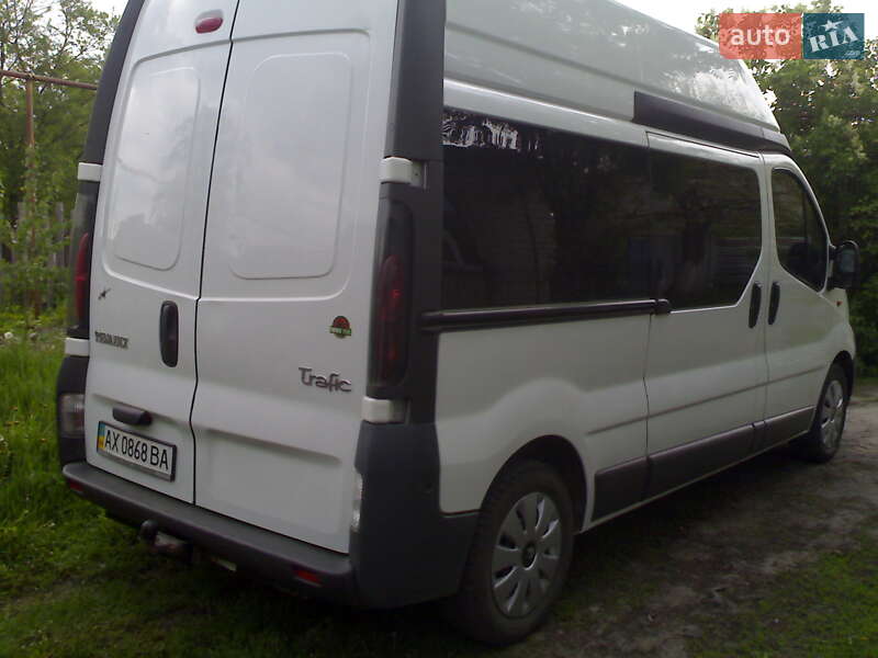 Вантажопасажирський фургон Renault Trafic 2006 в Харкові фото 5 Вантажопасажирський фургон Renault Trafic 2006 в Харкові