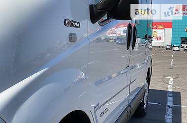 Мінівен Renault Trafic 2013 в 