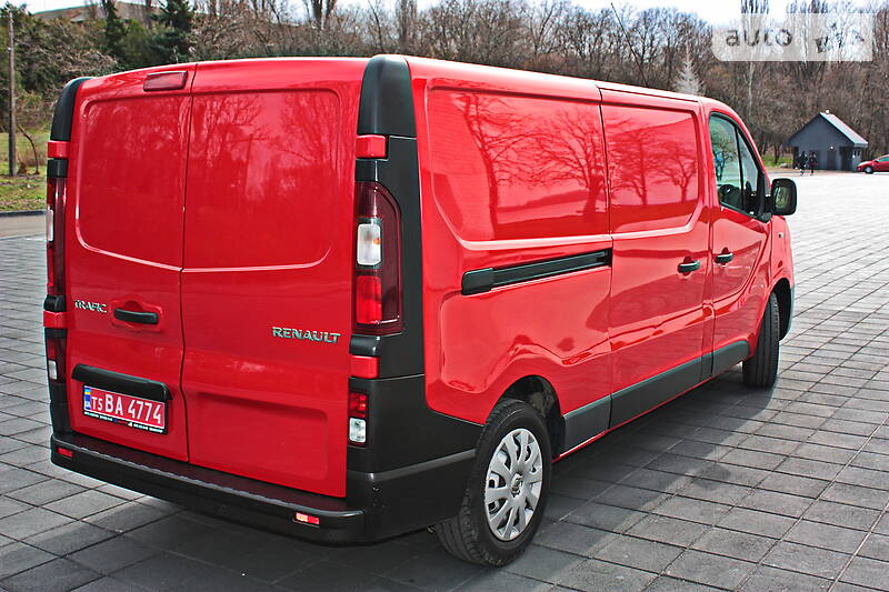 Вантажопасажирський фургон Renault Trafic 2015 в Кременчуці фото 8 Вантажопасажирський фургон Renault Trafic 2015 в Кременчуці