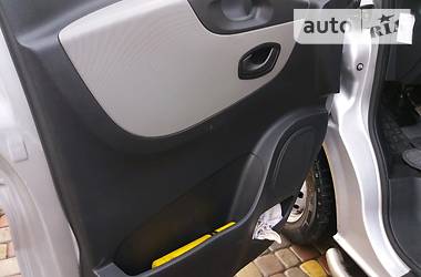 Мінівен Renault Trafic 2016 в 