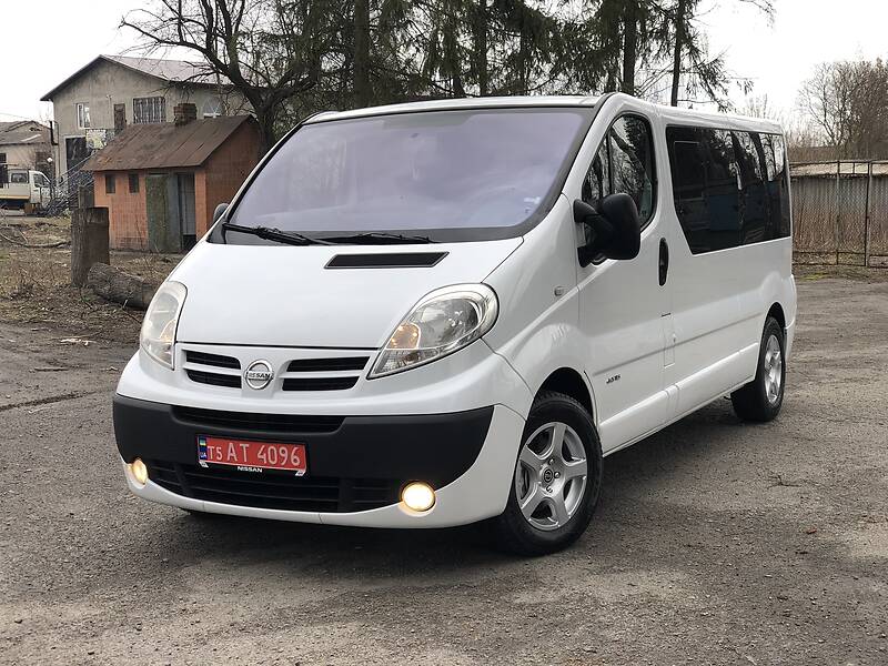 Мінівен Renault Trafic 2010 в Радивиліві