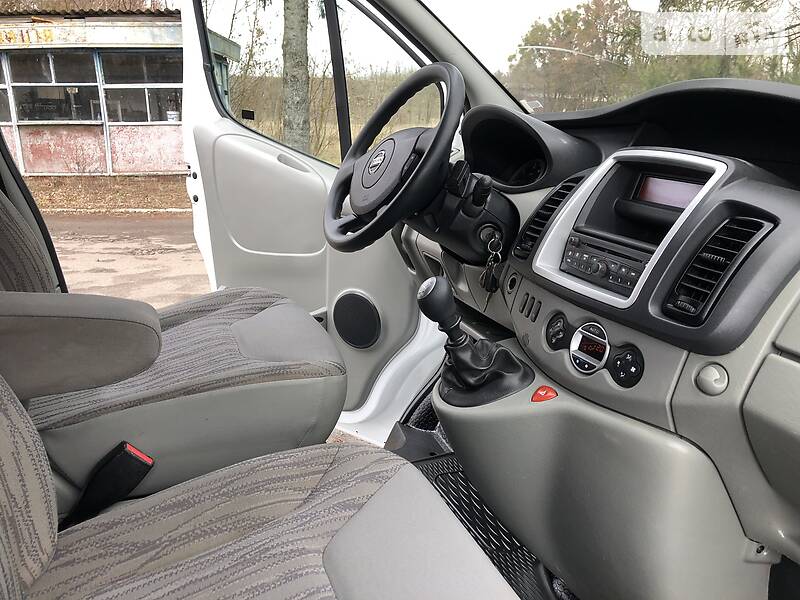 Мінівен Renault Trafic 2010 в Радивиліві
