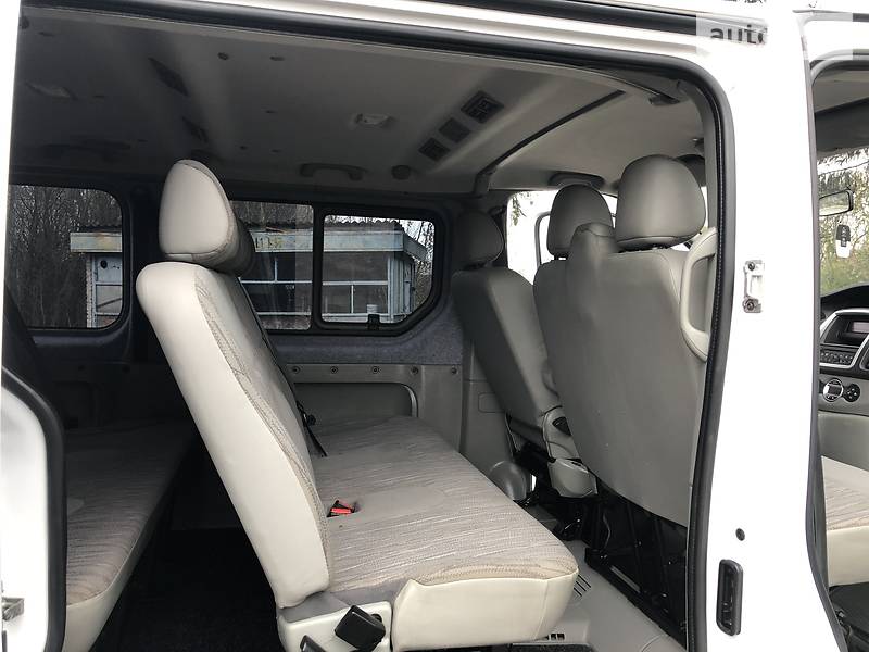 Мінівен Renault Trafic 2010 в Радивиліві