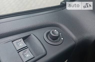 Мінівен Renault Trafic 2014 в 