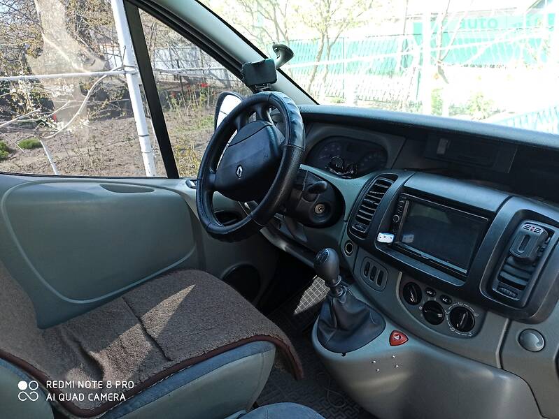 Вантажопасажирський фургон Renault Trafic 2006 в Кривому Розі фото 9 Вантажопасажирський фургон Renault Trafic 2006 в Кривому Розі