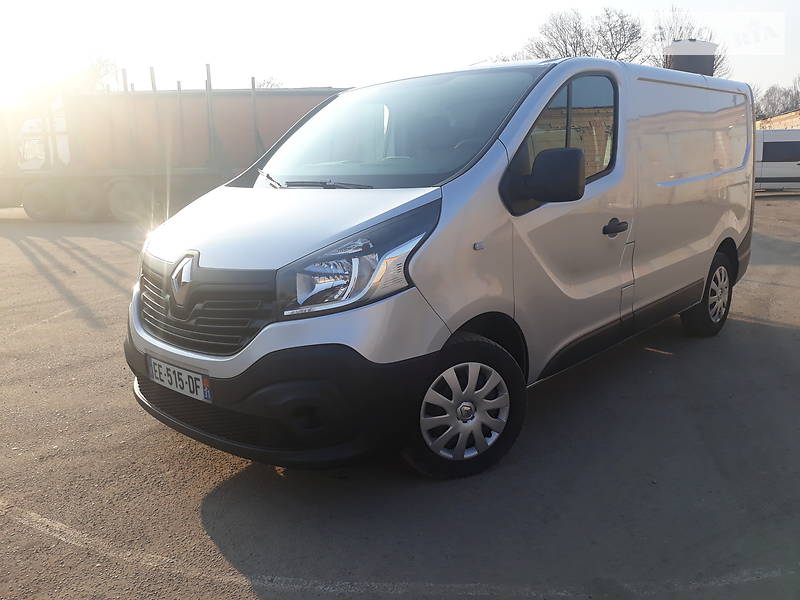 Мінівен Renault Trafic 2016 в Луцьку