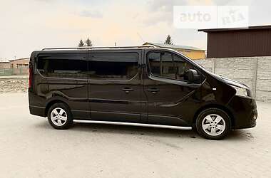Мінівен Renault Trafic 2016 в 