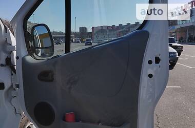 Минивэн Renault Trafic 2010 в 
