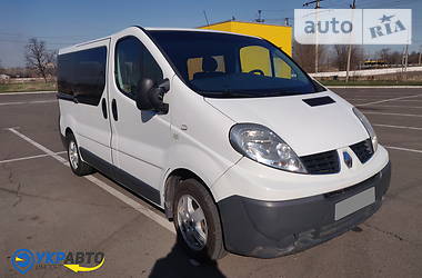 Минивэн Renault Trafic 2010 в 