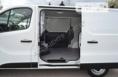 Вантажопасажирський фургон Renault Trafic 2016 в Хмельницькому