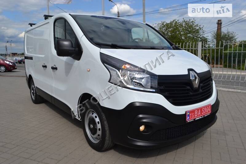 Вантажопасажирський фургон Renault Trafic 2016 в Хмельницькому