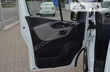 Вантажопасажирський фургон Renault Trafic 2016 в Хмельницькому