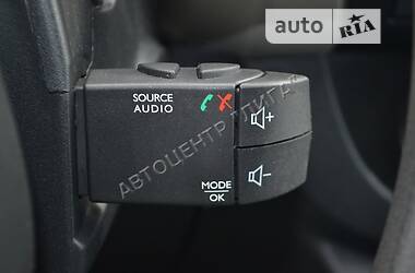 Вантажопасажирський фургон Renault Trafic 2016 в Хмельницькому