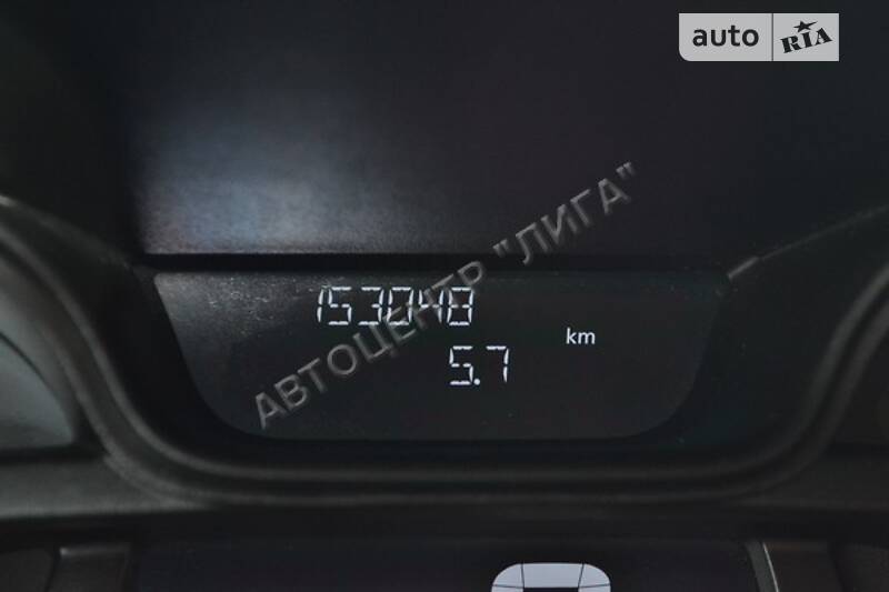 Вантажопасажирський фургон Renault Trafic 2016 в Хмельницькому