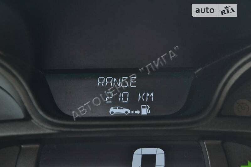 Вантажопасажирський фургон Renault Trafic 2016 в Хмельницькому