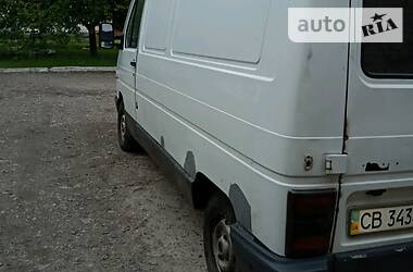 Грузопассажирский фургон Renault Trafic 1996 в Конотопе