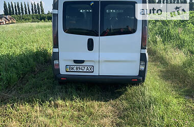 Минивэн Renault Trafic 2005 в Ровно