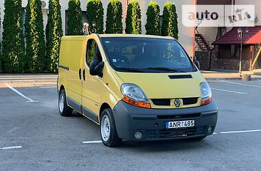 Грузопассажирский фургон Renault Trafic 2003 в Тернополе