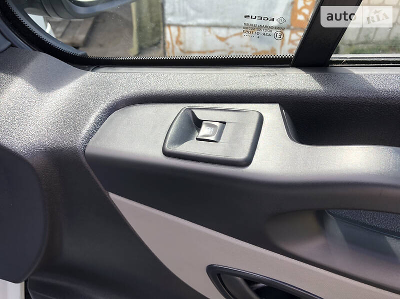 Мінівен Renault Trafic 2016 в Козятині