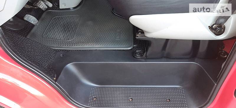 Вантажопасажирський фургон Renault Trafic 2012 в Херсоні фото 40 Вантажопасажирський фургон Renault Trafic 2012 в Херсоні