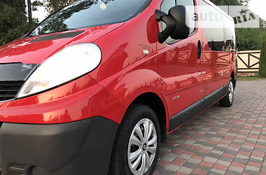 Грузопассажирский фургон Renault Trafic 2007 в Черновцах