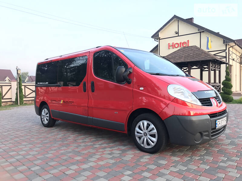 Вантажопасажирський фургон Renault Trafic 2007 в Чернівцях фото 28 Вантажопасажирський фургон Renault Trafic 2007 в Чернівцях