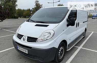 Грузопассажирский фургон Renault Trafic 2012 в Броварах