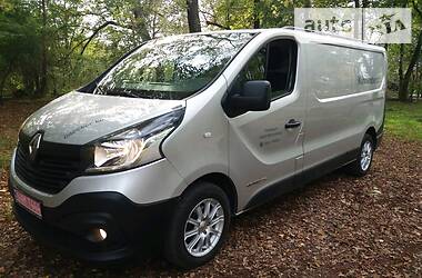 Грузопассажирский фургон Renault Trafic 2016 в Черновцах