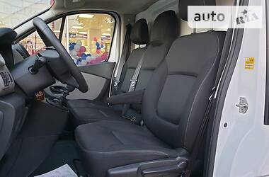 Вантажопасажирський фургон Renault Trafic 2017 в Одесі