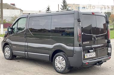 Минивэн Renault Trafic 2005 в Теофиполе