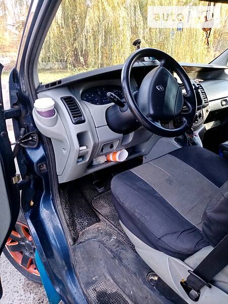Мінівен Renault Trafic 2002 в Вараші