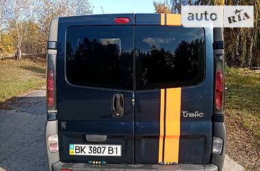 Мінівен Renault Trafic 2002 в 