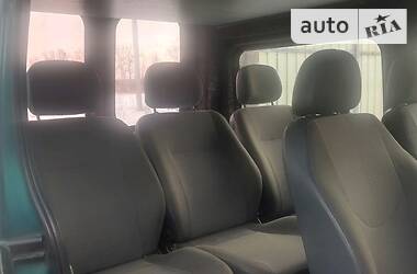 Мінівен Renault Trafic 2004 в 