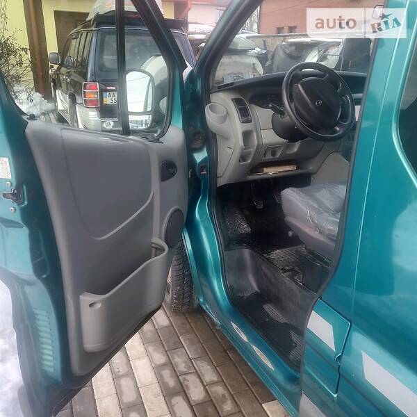 Минивэн Renault Trafic 2004 в Киеве фото 22 Минивэн Renault Trafic 2004 в Киеве