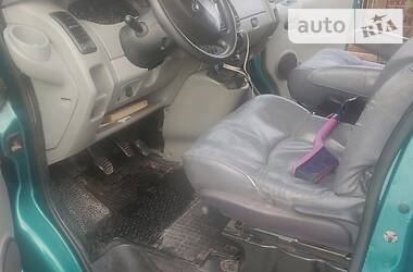 Мінівен Renault Trafic 2004 в 