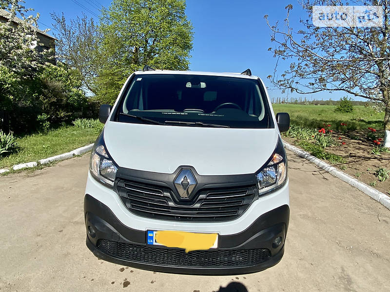 Минивэн Renault Trafic 2016 в Николаеве